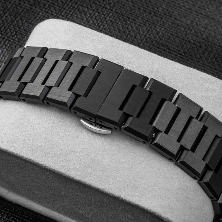 Arabic Aura Watch